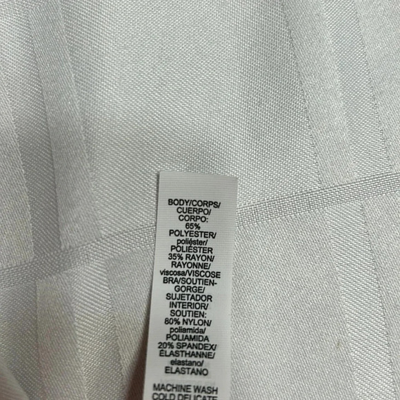 ADIDAS. Women tank top,NWT,workout, blue ,racerback,built in bra,logo,gym,resort - Picture 13 of 13